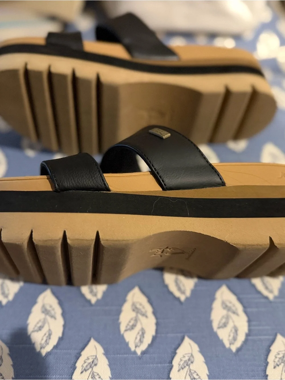 Reef Women's Black and Tan Double-Strap Slide Sandals